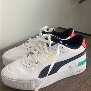 Women’s Platform Pumas